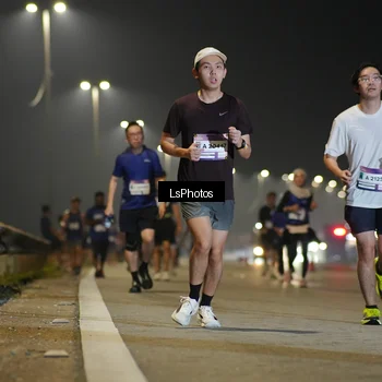 Runner Photo 7384822