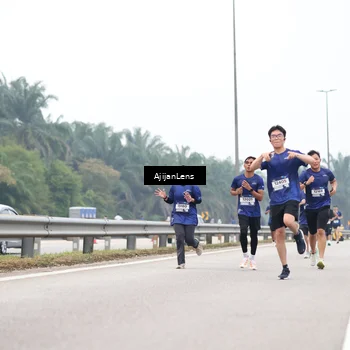 Runner Photo 7384838