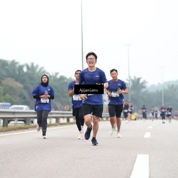 Runner Photo 7384845