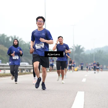 Runner Photo 7384856