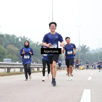 Runner Photo 7384878