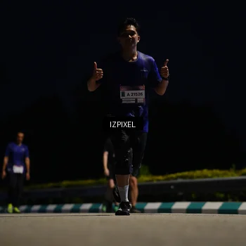 Runner Photo 7384894