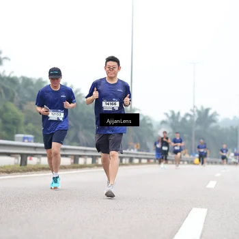 Runner Photo 7384898
