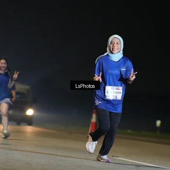 Runner Photo 7384901