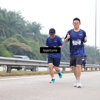 Runner Photo 7384907
