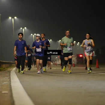 Runner Photo 7384924