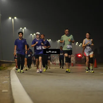 Runner Photo 7384926