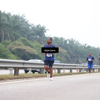 Runner Photo 7384942