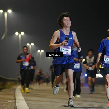 Runner Photo 7384945
