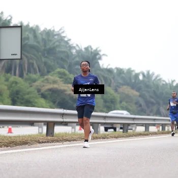 Runner Photo 7384946