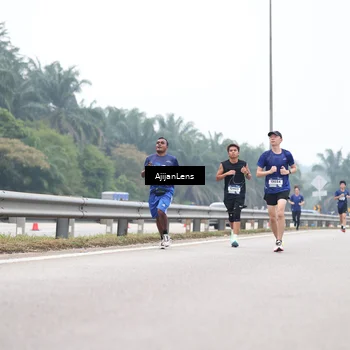 Runner Photo 7384947