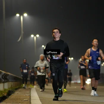 Runner Photo 7384954