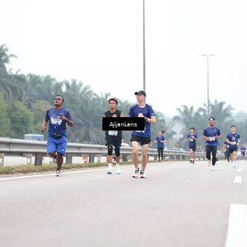 Runner Photo 7384958