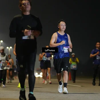 Runner Photo 7384959