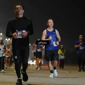 Runner Photo 7384972