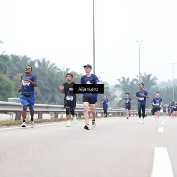 Runner Photo 7384983