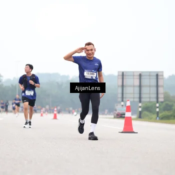 Runner Photo 7384990