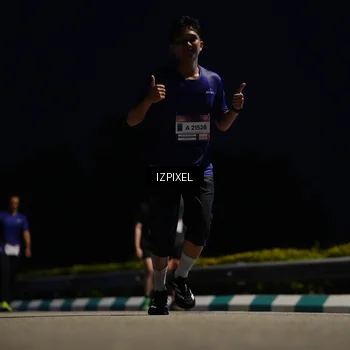 Runner Photo 7385000