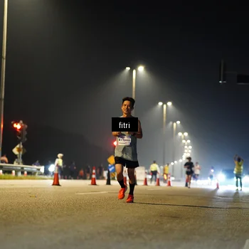 Runner Photo 7385003
