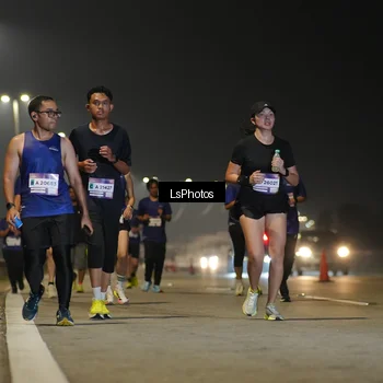 Runner Photo 7385019