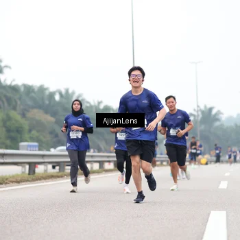 Runner Photo 7385024