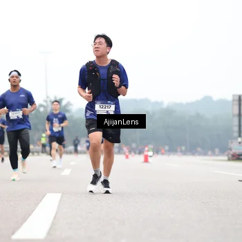 Runner Photo 7385030