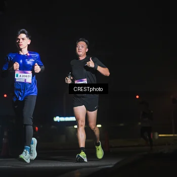 Runner Photo 7385039
