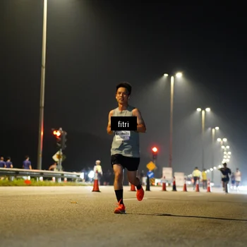Runner Photo 7385043