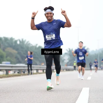 Runner Photo 7385056