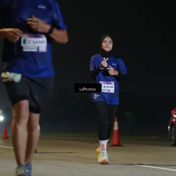 Runner Photo 7385064