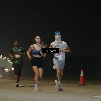 Runner Photo 7385066