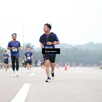 Runner Photo 7385078