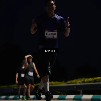 Runner Photo 7385081