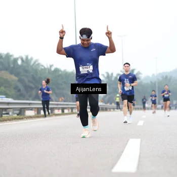 Runner Photo 7385106