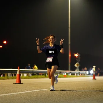 Runner Photo 7385111