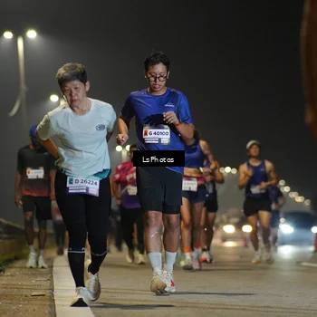 Runner Photo 7385112