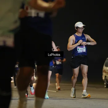 Runner Photo 7385127