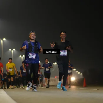 Runner Photo 7385156