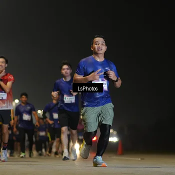 Runner Photo 7385171