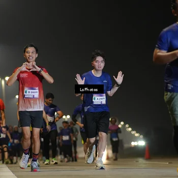 Runner Photo 7385176