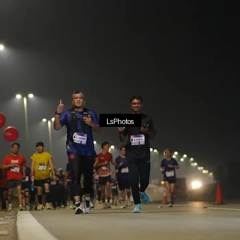 Runner Photo 7385177