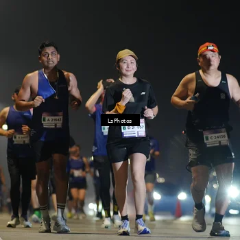 Runner Photo 7385201