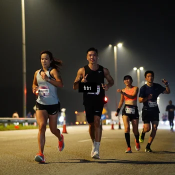 Runner Photo 7385417