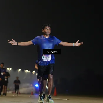 Runner Photo 7385472