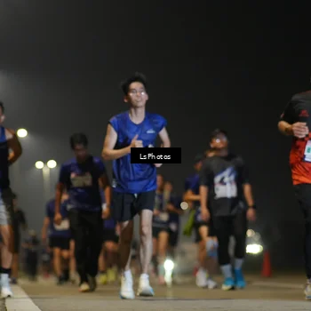 Runner Photo 7385498