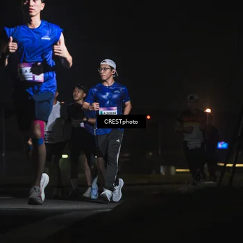 Runner Photo 7385657