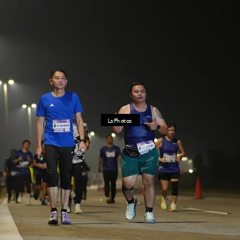 Runner Photo 7385660