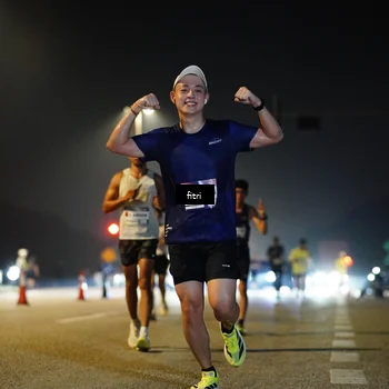 Runner Photo 7385737