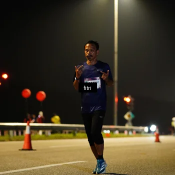 Runner Photo 7385823