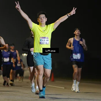 Runner Photo 7385832